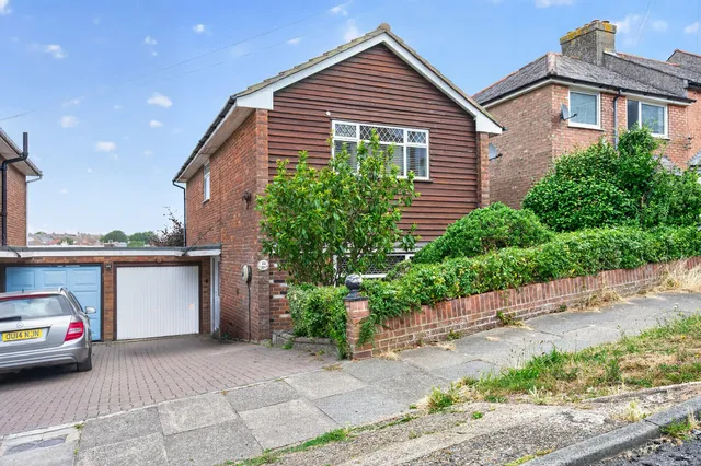 23 Offa Road, Hastings TN35 5HR