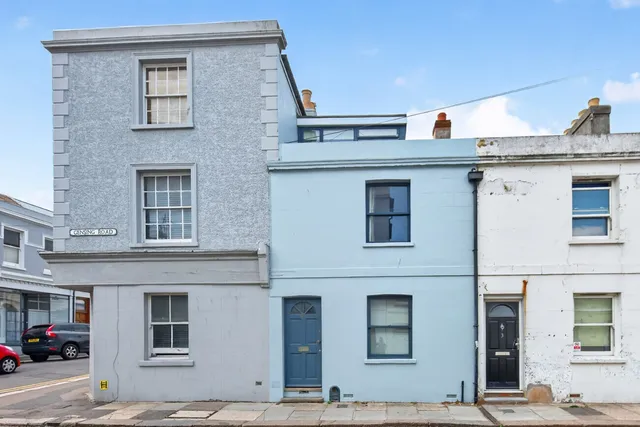 2 Gensing Road, St. Leonards-on-sea TN38 0ER
