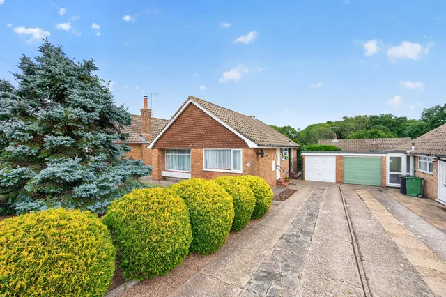 24 Towerscroft Avenue, St. Leonards-on-sea TN37 7JB