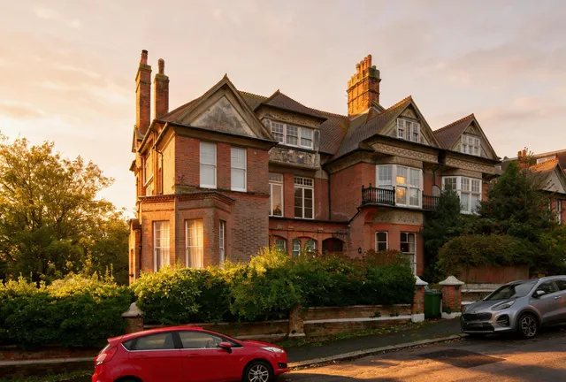 5 Cumberland Gardens, St. Leonards-on-sea TN38 0QL