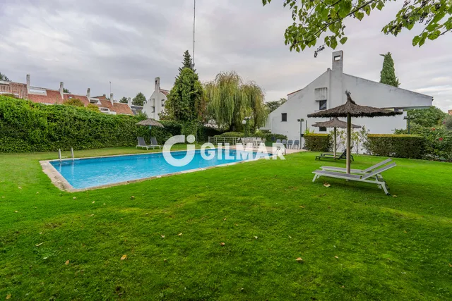 Townhouse in ALCOBENDAS, Madrid