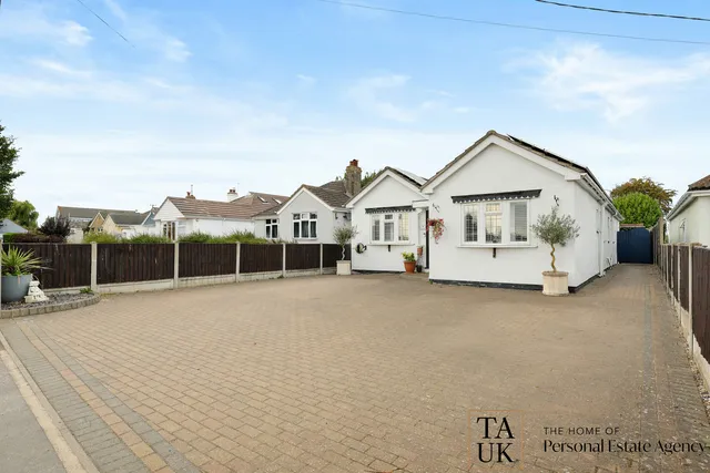 7 New Lane, Colchester CO5 9EJ