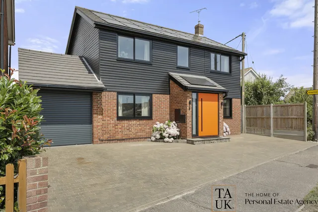 107 East Road, Colchester CO5 8SA