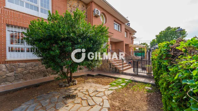 Semi-detached house in SAN AGUSTÍN DEL GUADALIX, Madrid