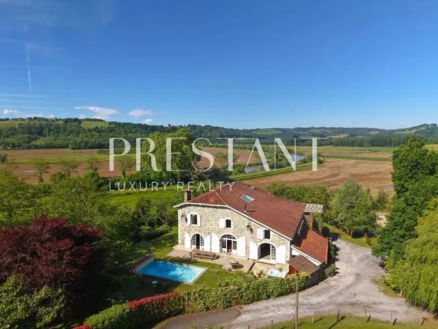 Seven hectares. Ten bedrooms. Thirty-five minutes from Biarritz.