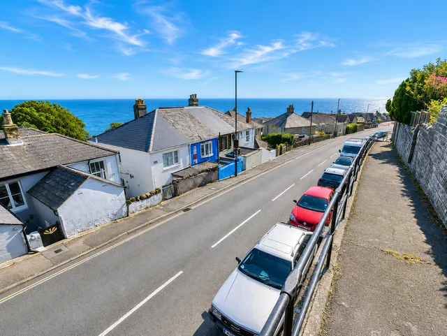 46 Leeson Road, Ventnor PO38 1PY