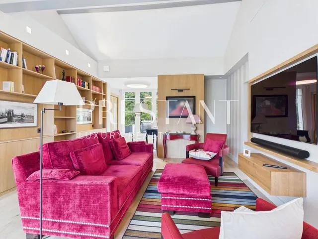Renovated Townhouse – Parc d’Hiver, Biarritz
