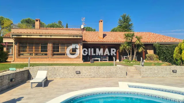 Villa in BOADILLA DEL MONTE, Madrid