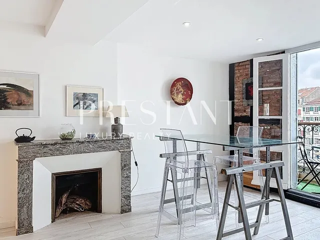 Charming apartment with Nive river views in the heart of Petit Bayonne.