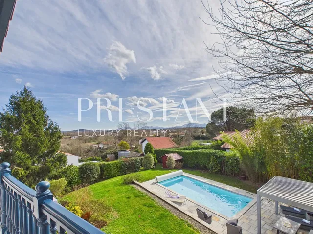 Basque family home with swimming pool and open views