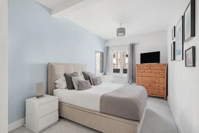 132-138 Uxbridge Road, London W13 8QS