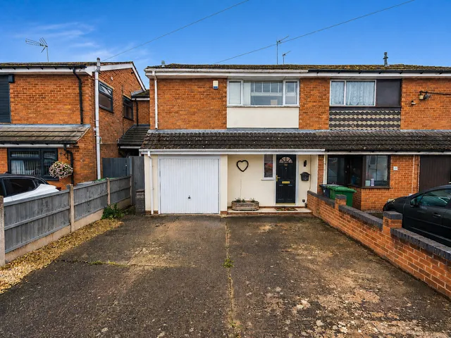 52 The Birches, Stourport-on-severn DY13 9NW
