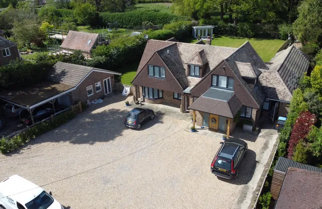 The Martlets Bridle Lane, Slindon BN18 0NA