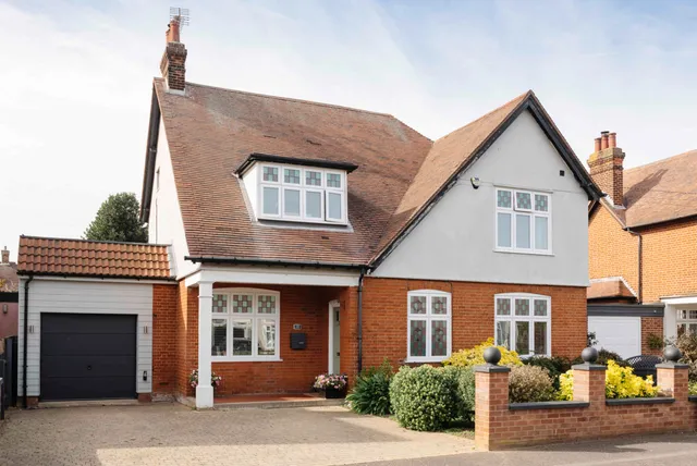 38 Princes Road, Felixstowe IP11 7QZ