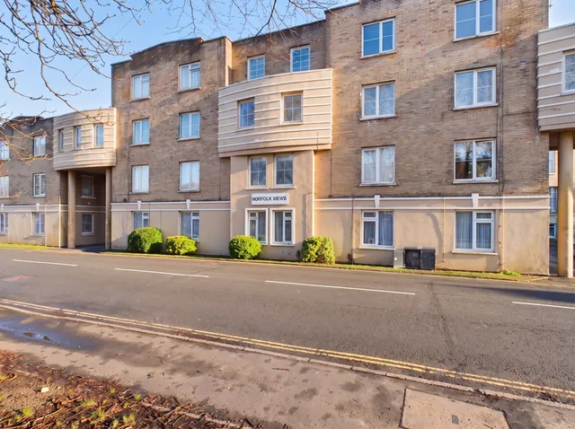 Norfolk Mews Seafront, Hayling Island PO11 0AP