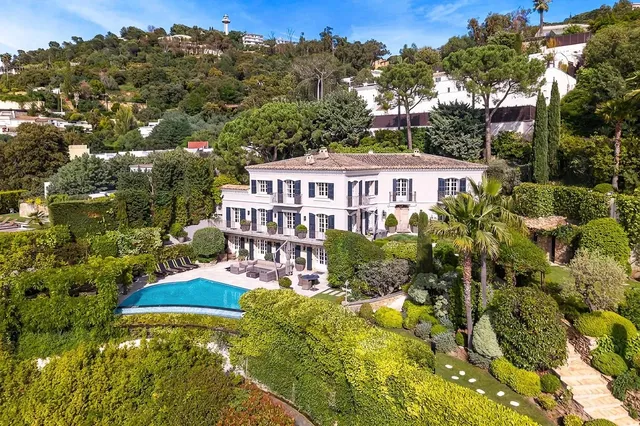 Exceptional Villa — Cannes Californie
