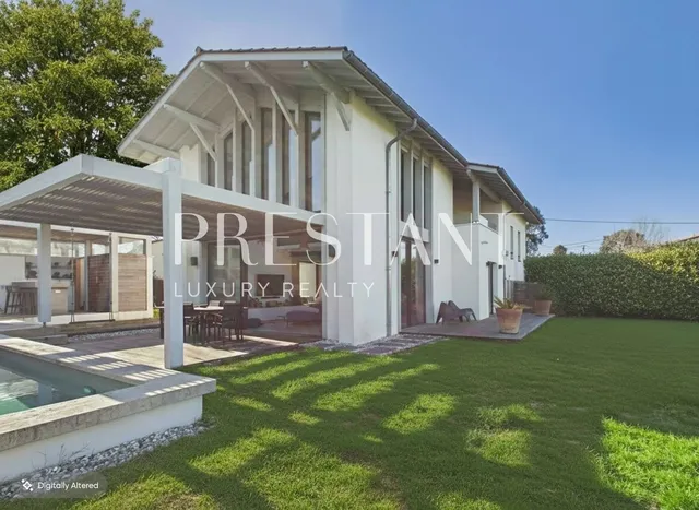 Contemporary House in Saint-Jean-de-Luz Lafitenia