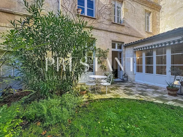 Apartment in Bordeaux