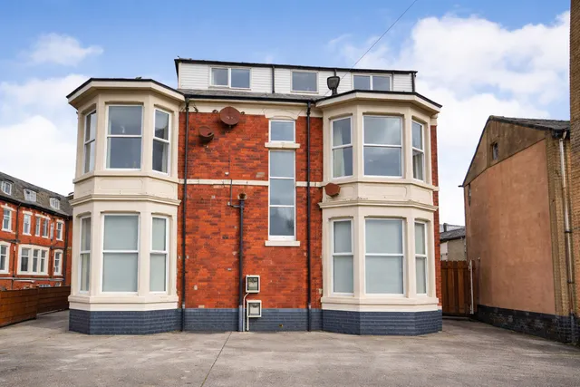 203 Dickson Road, Blackpool FY1 2HQ