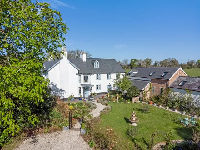 Woodlands Hyde, Dorset BH20 7NT
