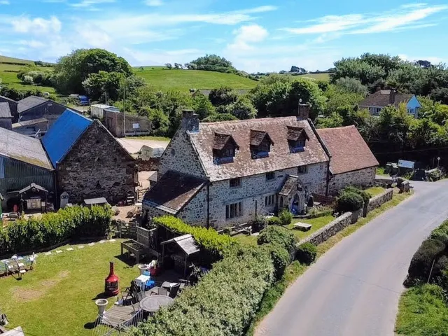 Old Stone Place, Farriers Way, Newport PO30 3JP