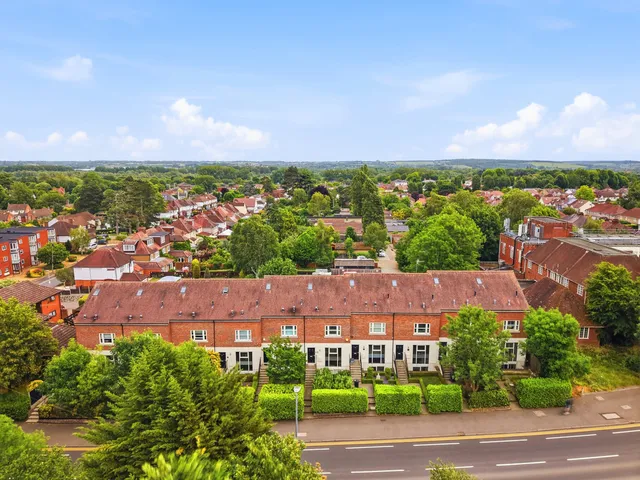 6 Alexis Row, Broxbourne EN10 7FJ