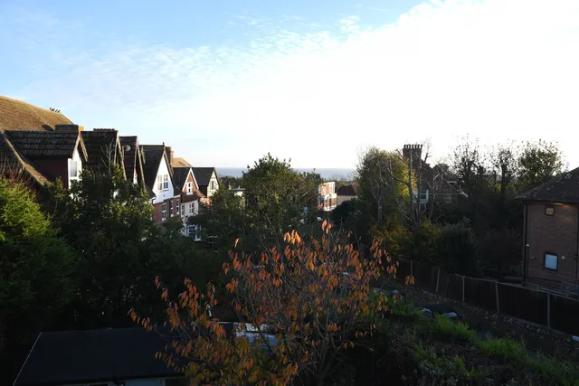 Flat 3, 22 Fairmount Road, Bexhill-on-sea TN40 2HZ