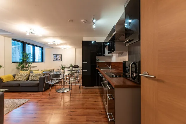 Apartment 204, 15 Mann Island, Liverpool L3 1EN