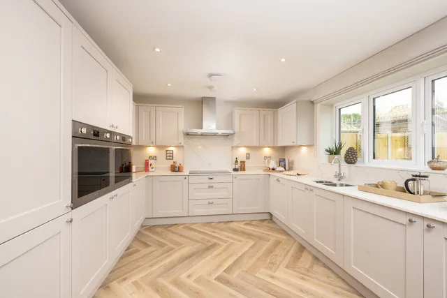 Plot 12 Woodside View, Bishops Green RG20 4HT