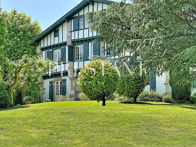 Historic Basque Property for Sale in Sare – 17th-Century Estate – 650 sqm – 4,500 sqm Land
