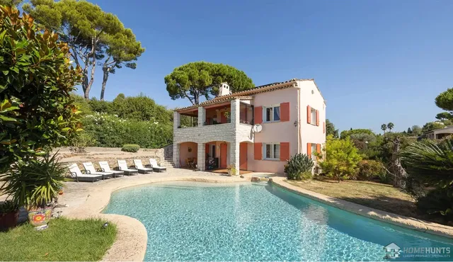 Villa in Antibes, French Riviera