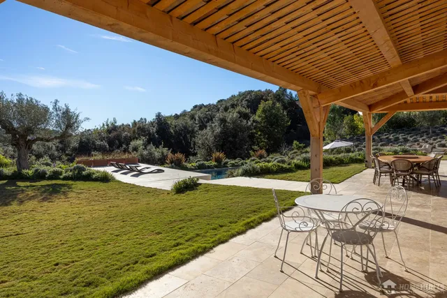 Villa in Roquefort Les Pins, French Riviera