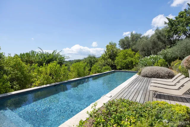 Villa in Chateauneuf Grasse, French Riviera