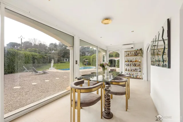 Villa in Roquefort Les Pins, French Riviera