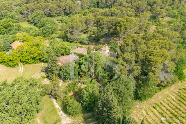Estate in L Isle Sur La Sorgue, Provence - Var