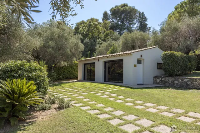 Villa in Mougins, French Riviera