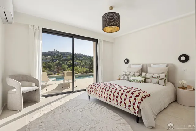 Villa in St Paul, French Riviera