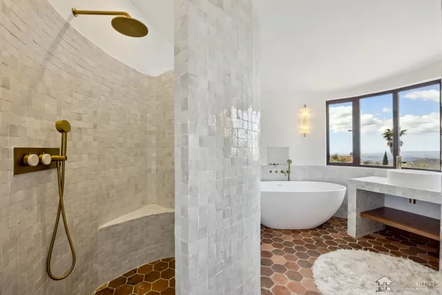 فيلا في فينس، الريفييرا الفرنسية