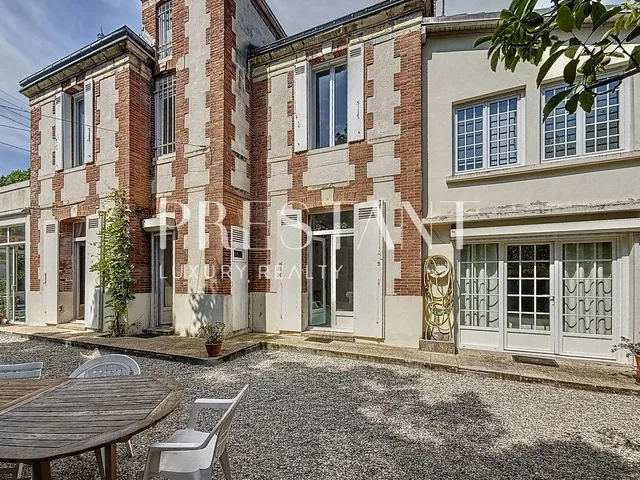 Arcachon Family Villa on the Second Line, Close to the Beach