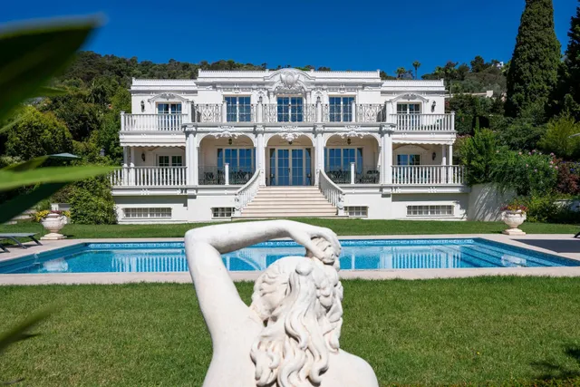 Cannes Eden — A Neoclassical Masterpiece in Super Cannes