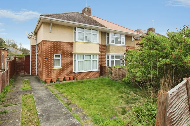50 Marchant Road, Andover SP10 3QB