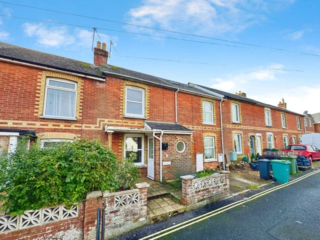 7 Catherine Terrace, Newport PO30 5HW