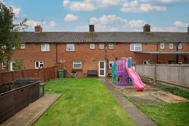 10 The Crescent, Berkeley GL13 9NY