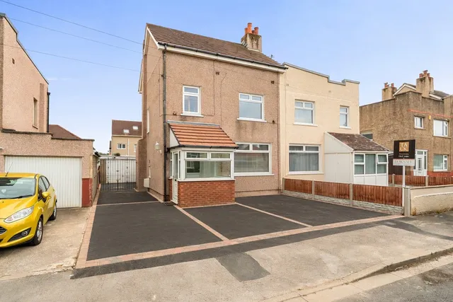 78 Buckingham Road, Morecambe LA3 1BE