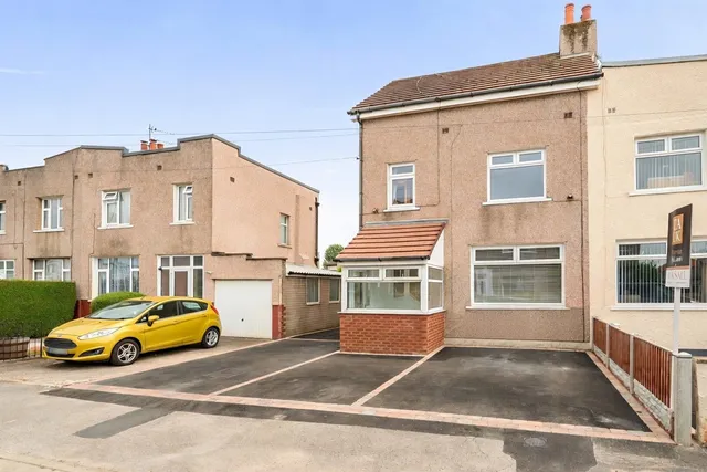 78 Buckingham Road, Morecambe LA3 1BE