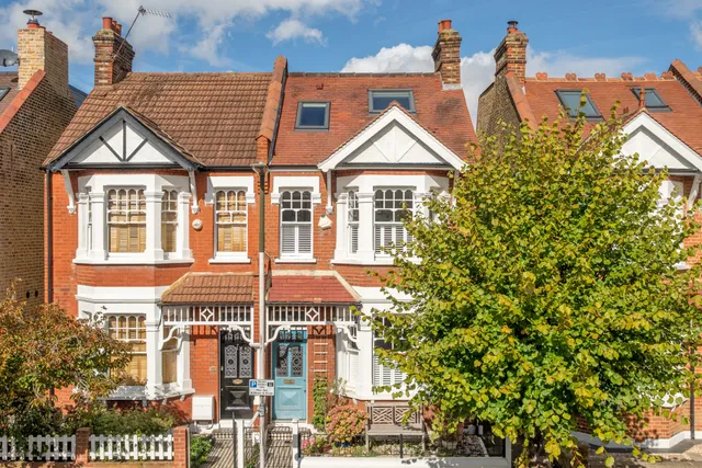 Craven Gardens, London, SW19