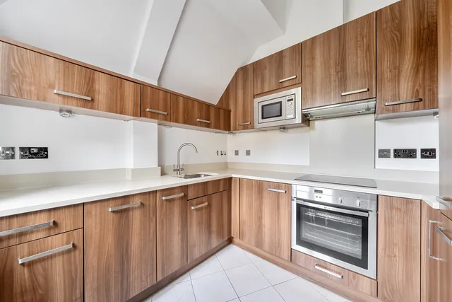 Pembroke Road, Sevenoaks, TN13