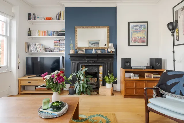 Hillfield Avenue, London, N8