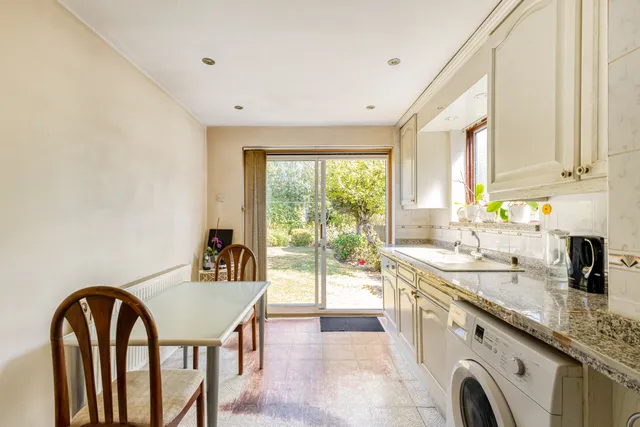 Weston Drive, Stanmore, HA7