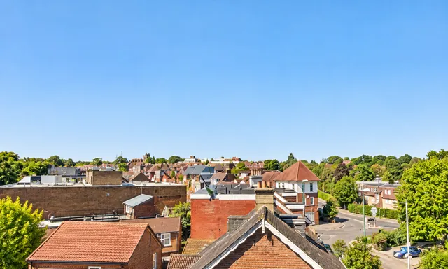 Gower Road, Haywards Heath, RH16